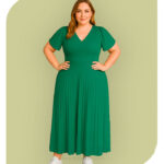 Vestido Longo Plissado Plus Size - Verde Esmeralda